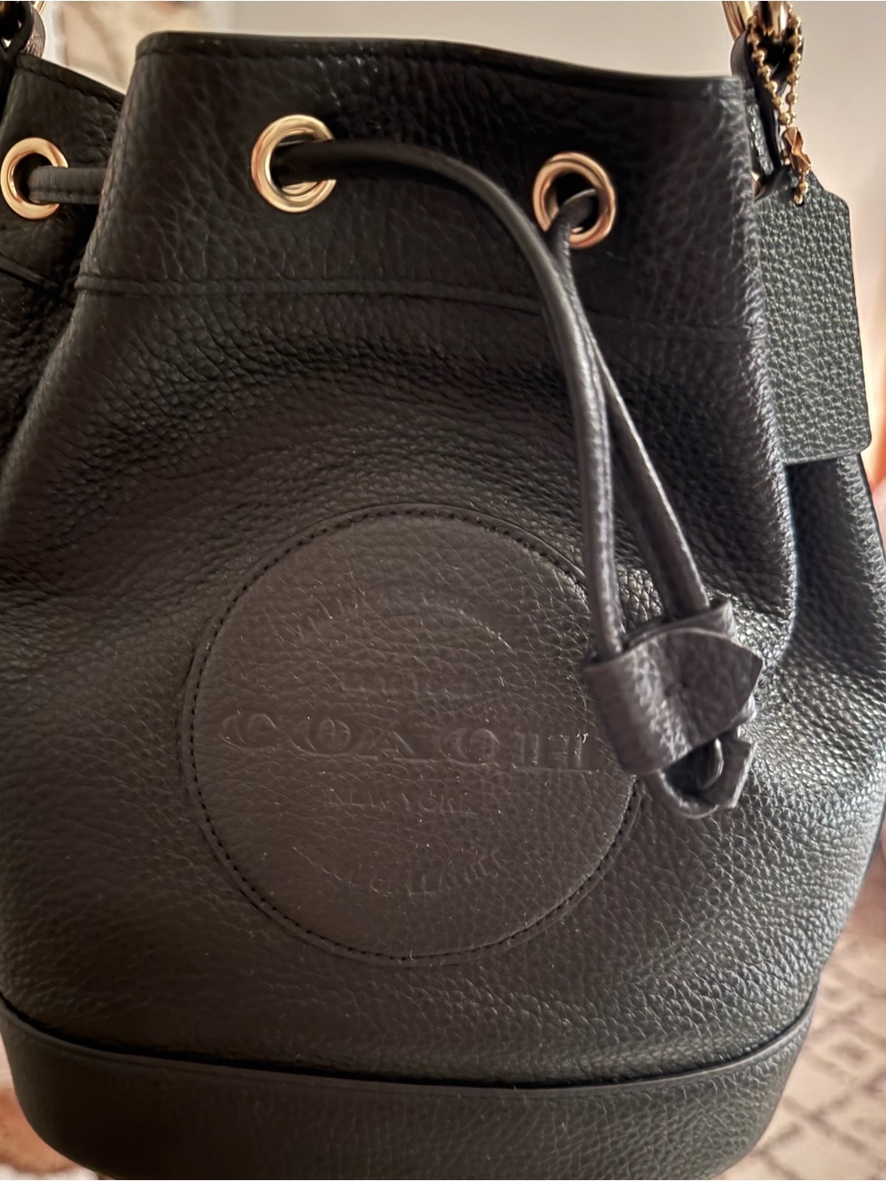 Coach Black Pebbled Leather Drawstring Bucket Bag (crossbody and top handle) - Picture 4 of 10